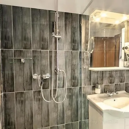 Velnoek Luxus Apartment *